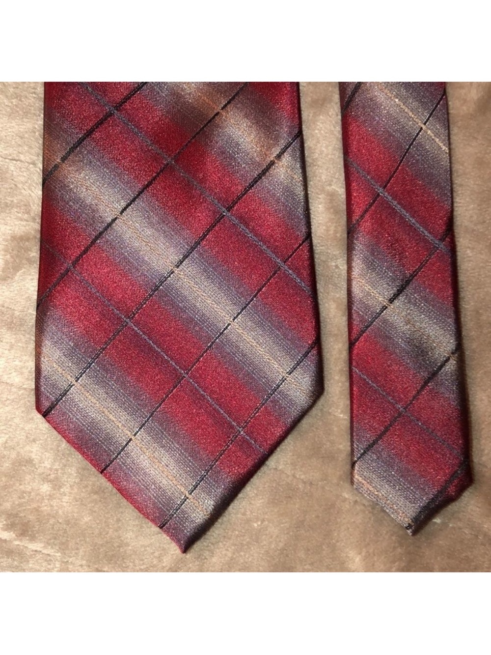 AXIST Silk Burgundy Gray Diagonal Stripe Plaid Tie